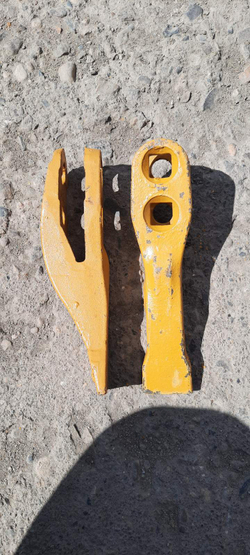 Зуб центральный E25 53103205