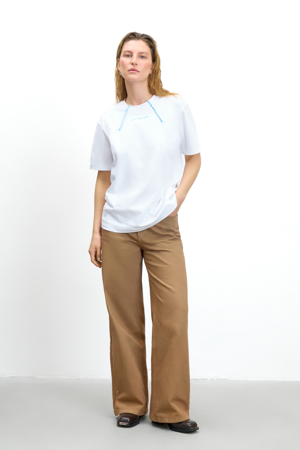 Джинсы WIDE HOOK бежевый