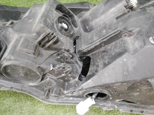 Битая Фара правая Subaru Forester 5 SK (2018-2021) LED