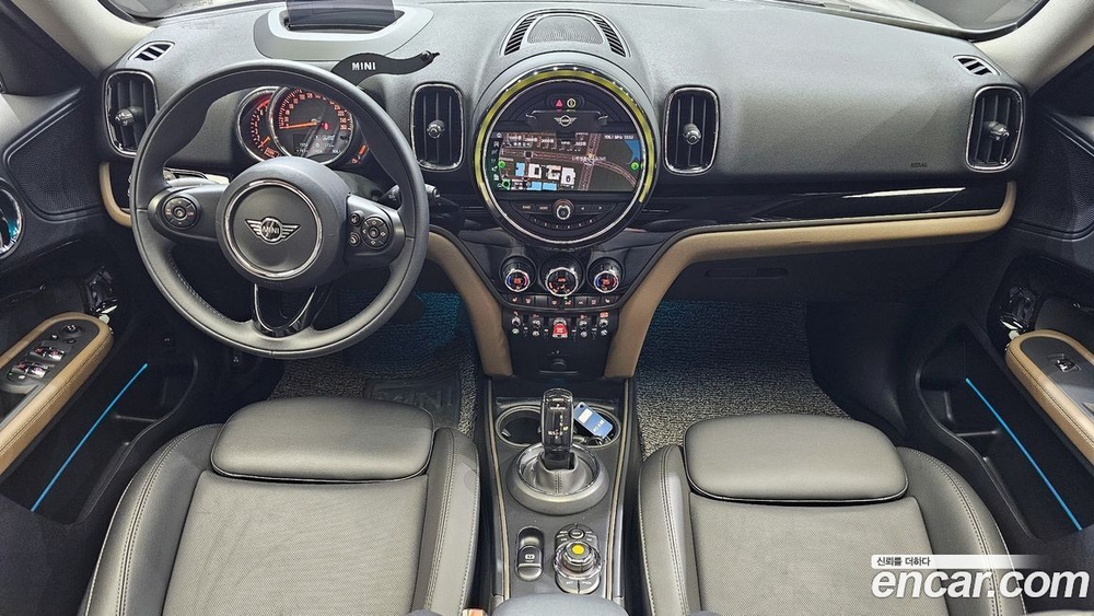 Mini Cooper Countryman HIGH (03.2020)