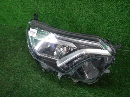 Фара правая Toyota RAV4 4 CA40 (2015-2019) LED
