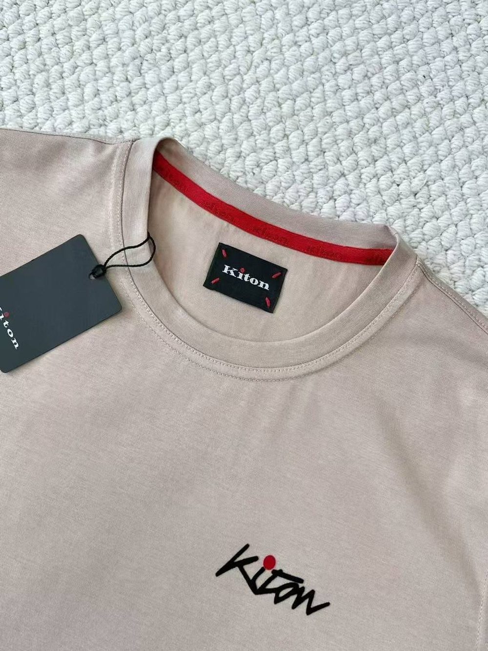Футболка Kiton