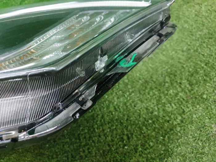 Фара правая Hyundai Tucson 3 (2015-2018) LED