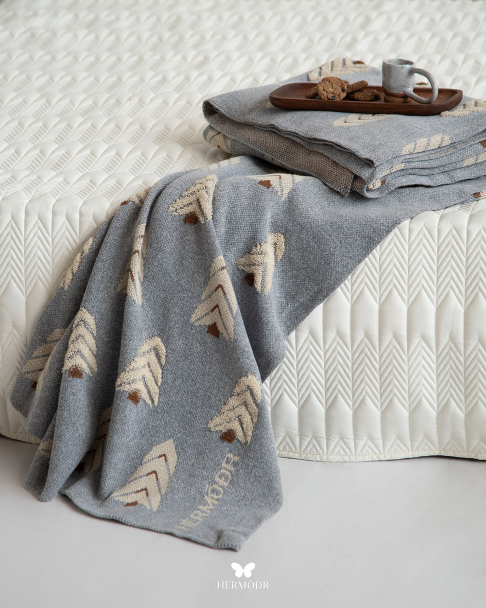 Плед Crimson Sofa Shawl Gray 200 × 250 см 130220336 Иран