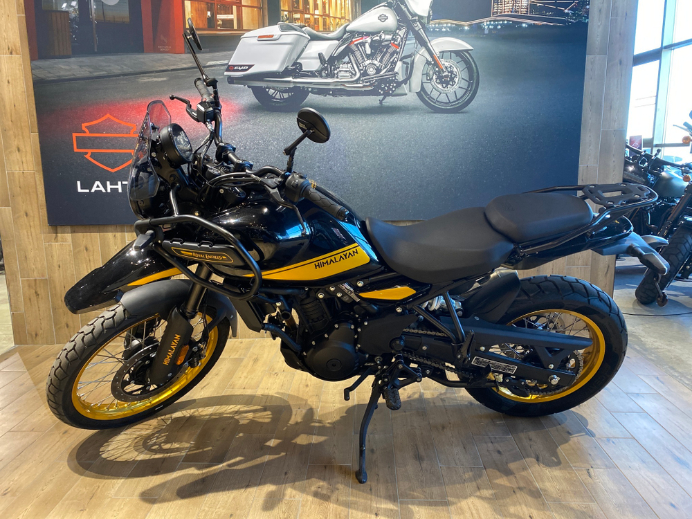 Royal Enfield Himalayan 450 Hanle Black (Premium)