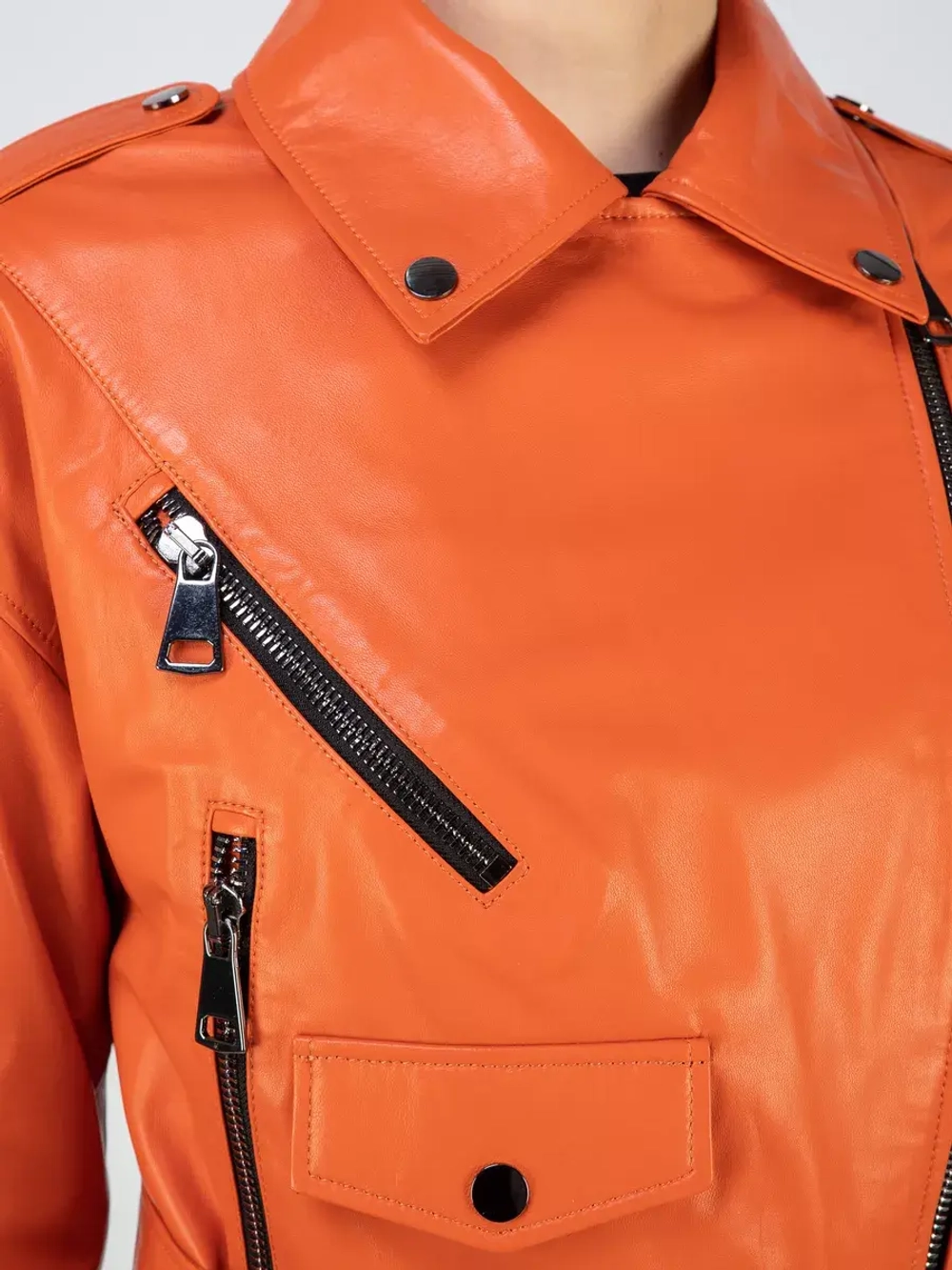 Кожаная куртка демисезонная косуха оверсайз