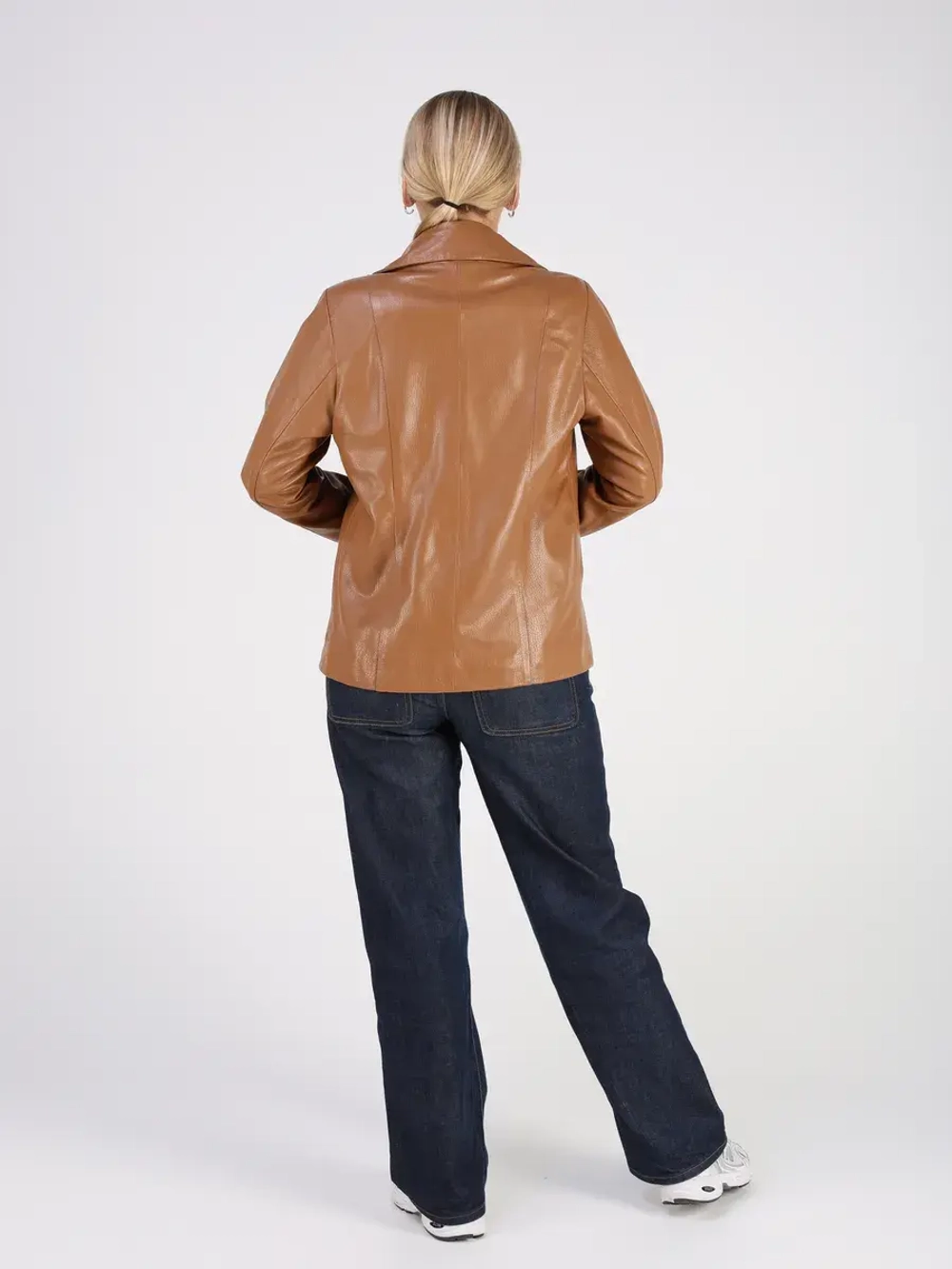 Кожаная куртка демисезонная косуха