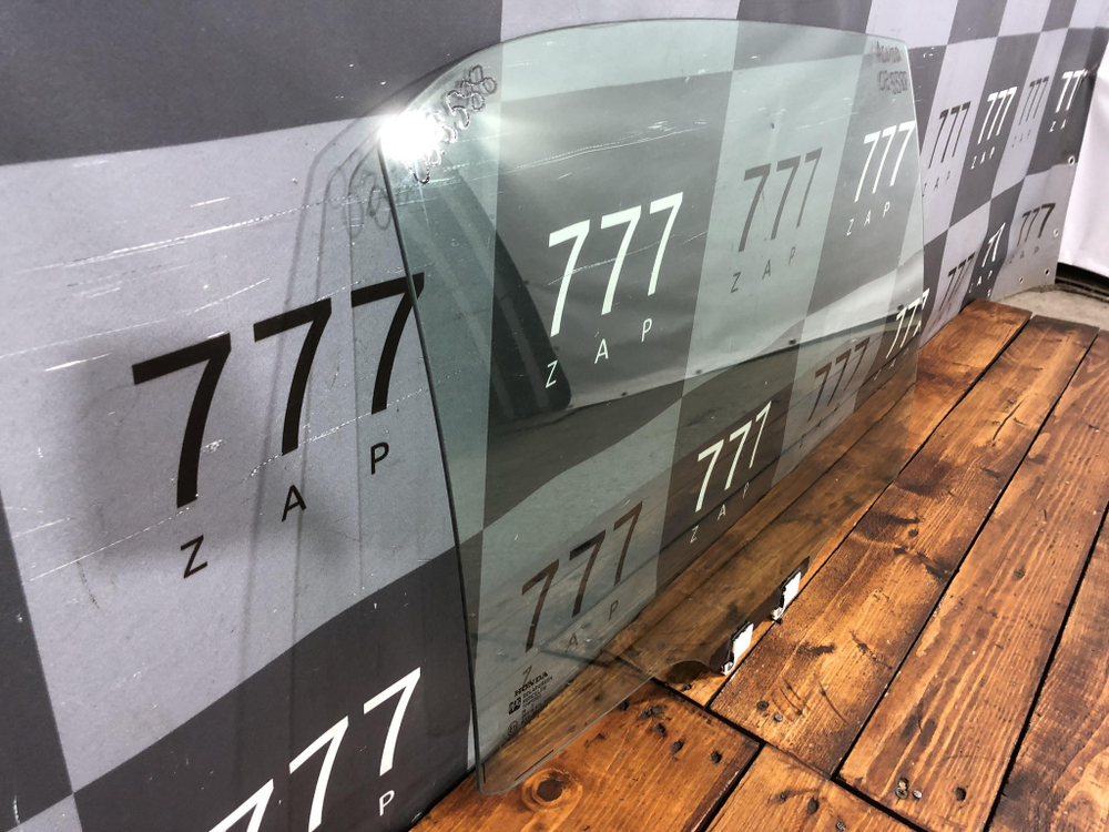 Стекло двери задней правой Honda Accord 7 USA 03-07 Б/У Оригинал 73400SDAA00