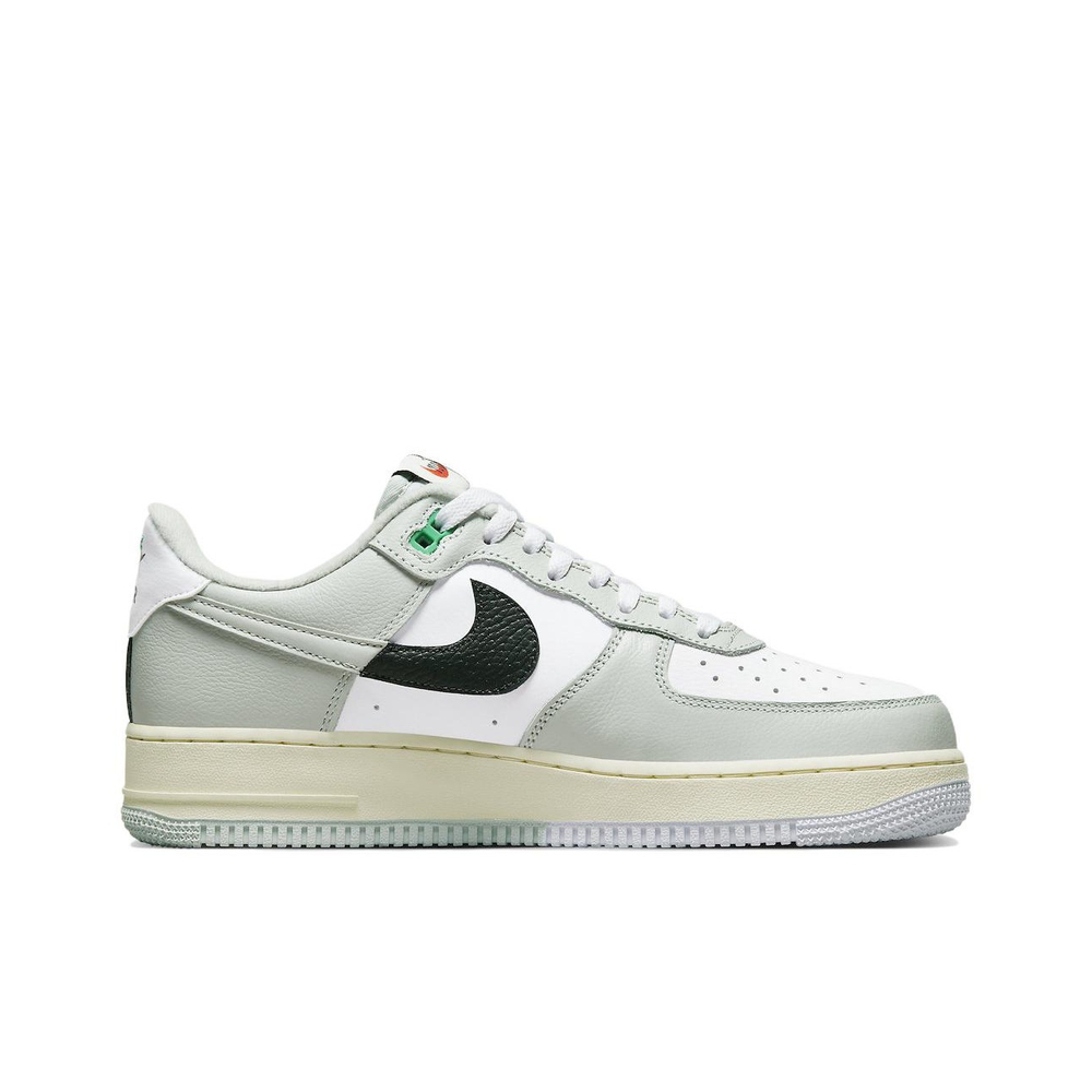 Кроссовки Nike Air Force 1 Low 07 LV8 Split Light Silver
