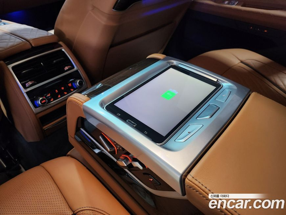 BMW 7 Series (G11) 730d xDrive Design Pure Excellence (06.2022)