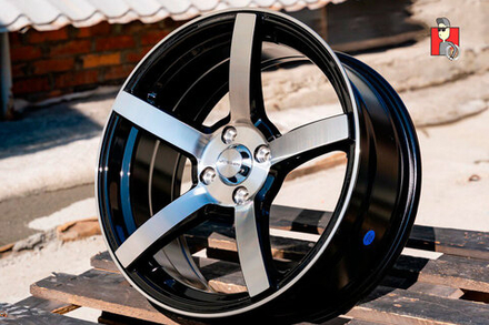 Комплект дисков Vossen CV3 17x7.5 et35 4x100
