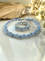 Колье из бисера "Змейка" ручной работы с камнем Гранат (гроссуляр)