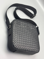 Сумка-мессенджер Bottega Veneta