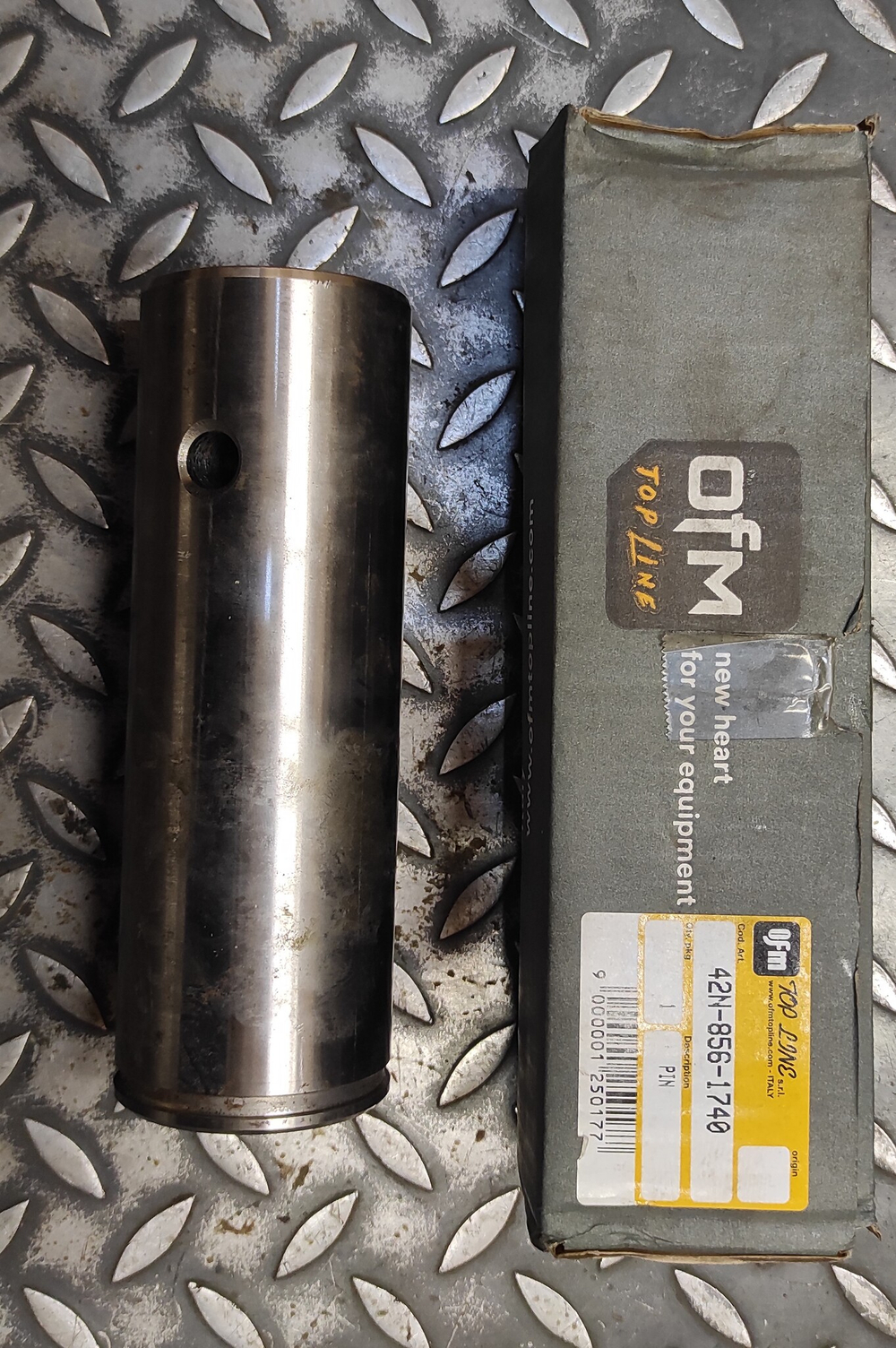 Палец 42N-856-1740