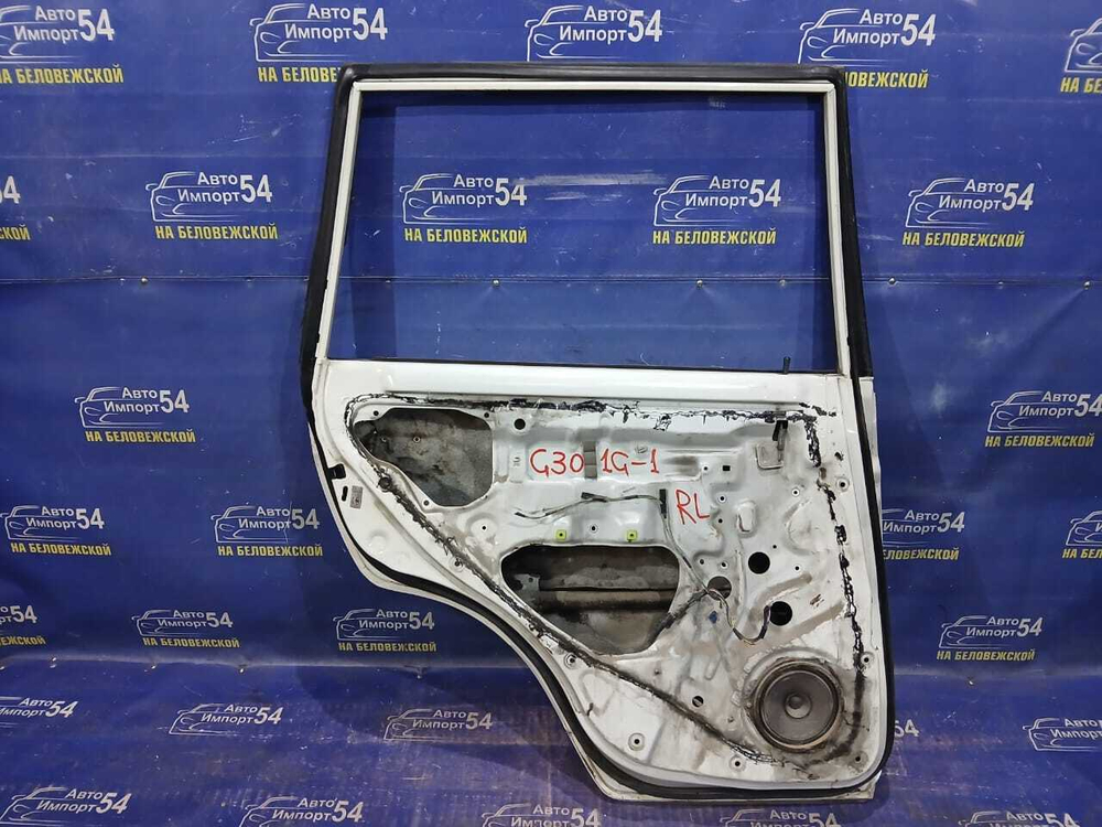 Дверь задняя левая DAIHATSU PYZAR 1997
