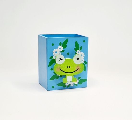 Подставка для ручек из дерева, замок