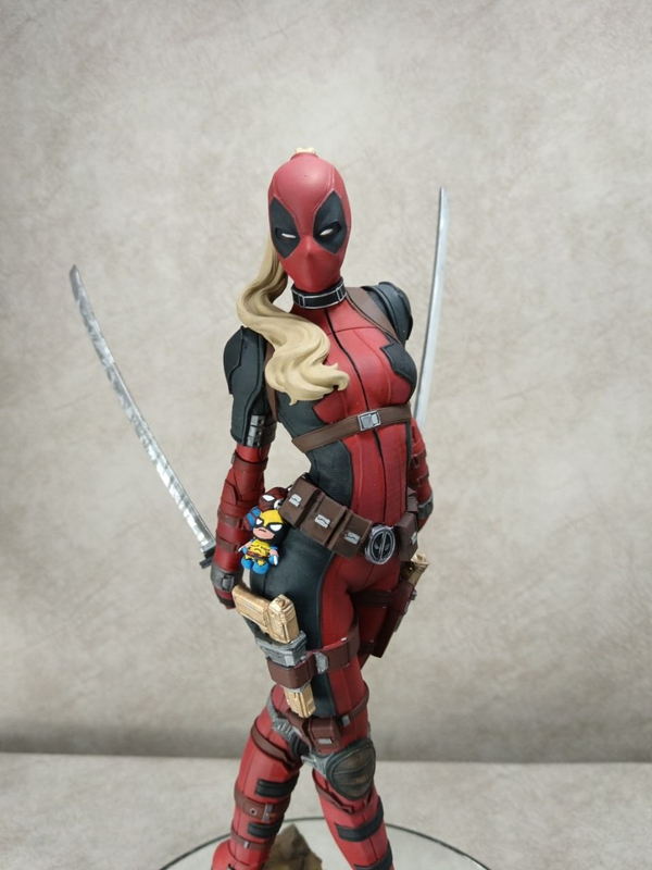 Lady Deadpool 280мм