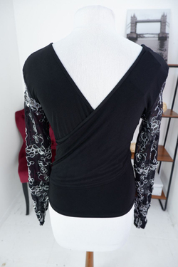 Джемпер красивый 42 размер