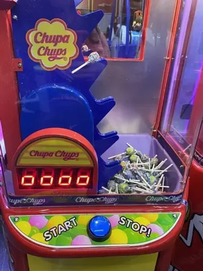 Призовой автомат «Охотник за леденцами»