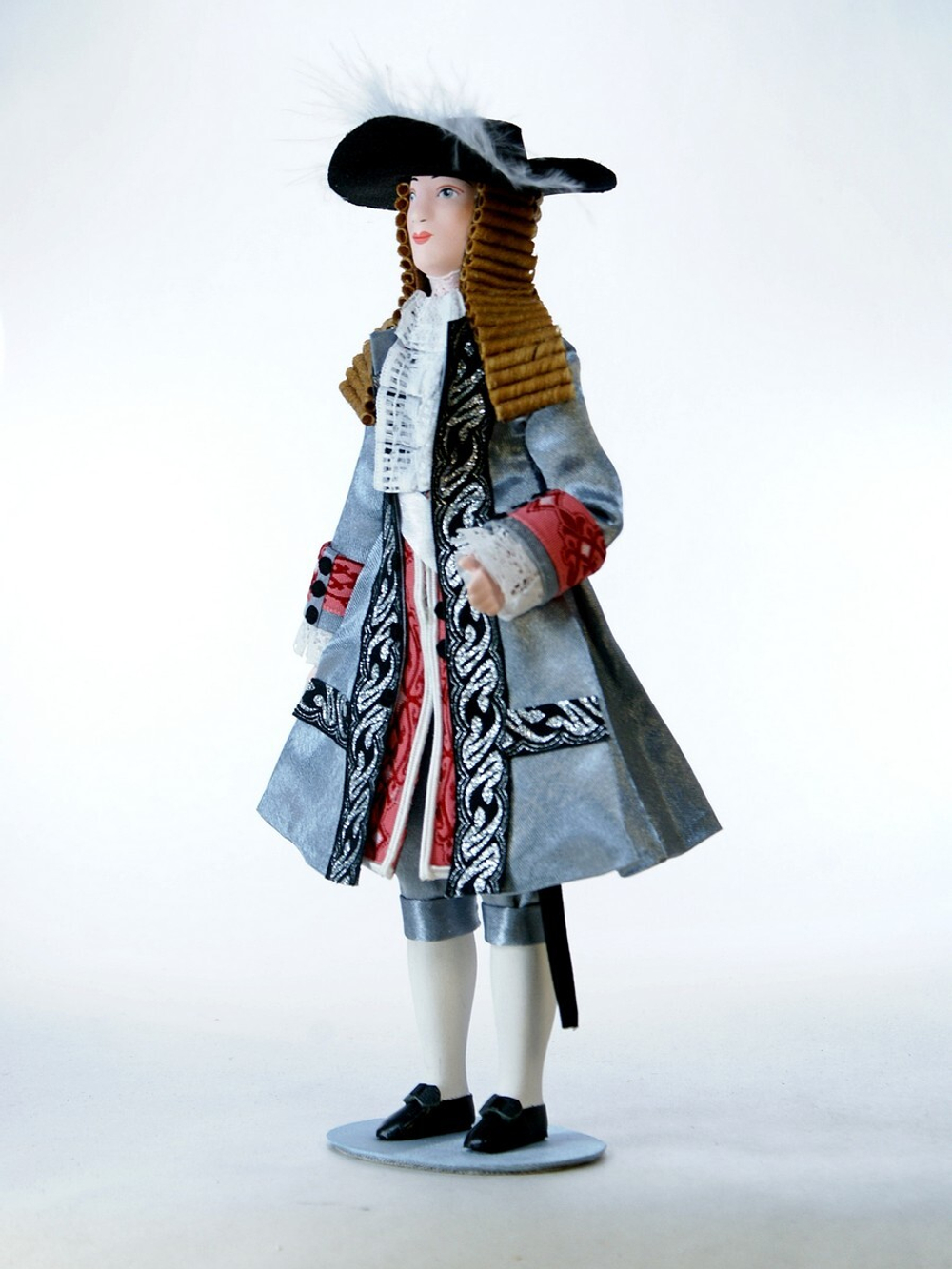 Кукла коллекционная в мужском придворном Французском костюме 18 века