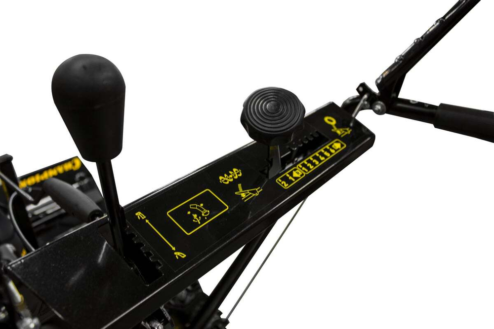 Снегоотбрасыватель Champion ST655