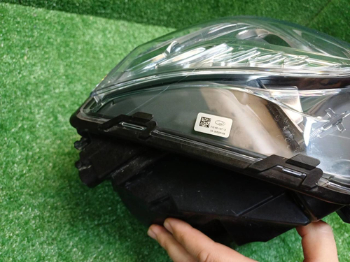 Фара правая Mercedes GLK X204 (2012-2015) ксенон