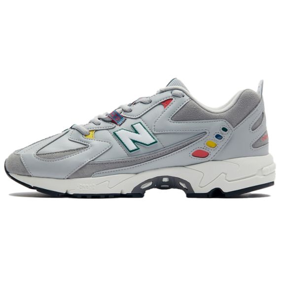 New Balance NB 828