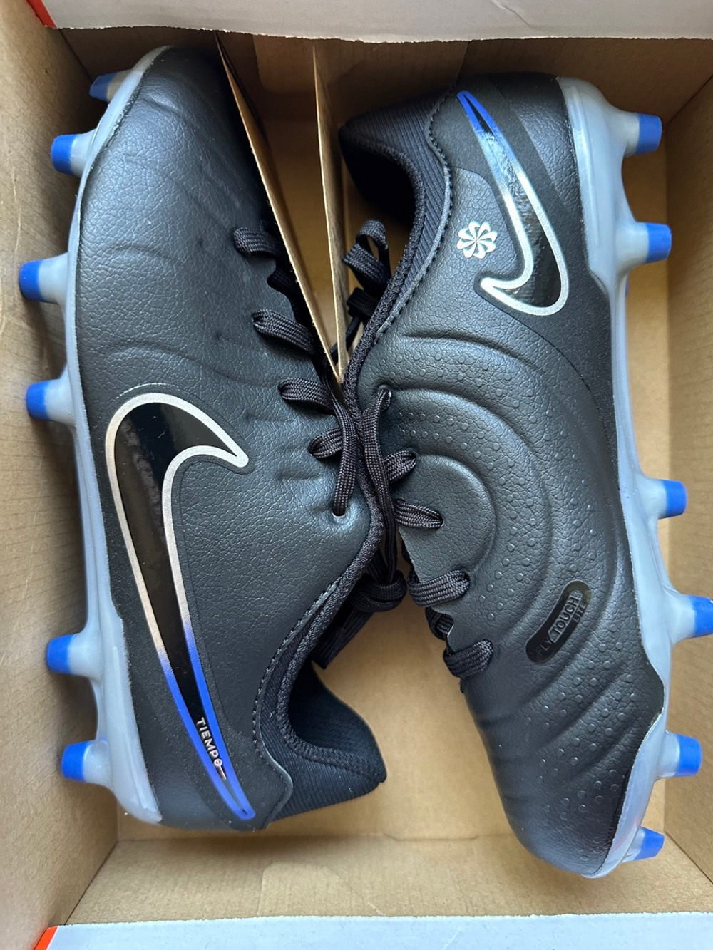 Nike Tiempo Legend 10 Academy FG MG Junior