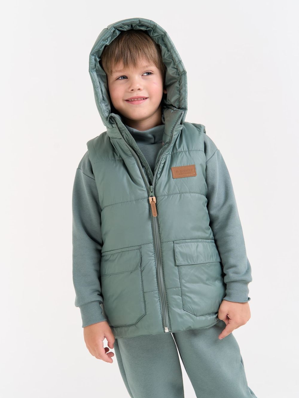Жилет со съемным капюшоном "Голубая ель"