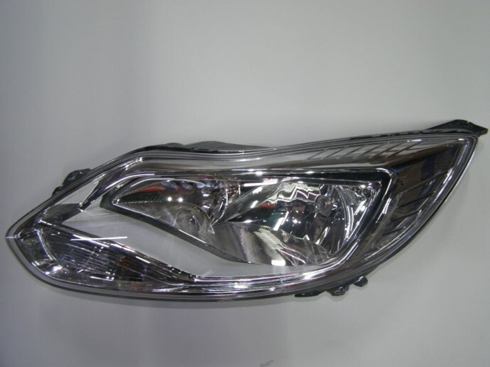 Фара Ford Focus III лев. /под корр./ хром 2011-2015 г. (COMPONENT)