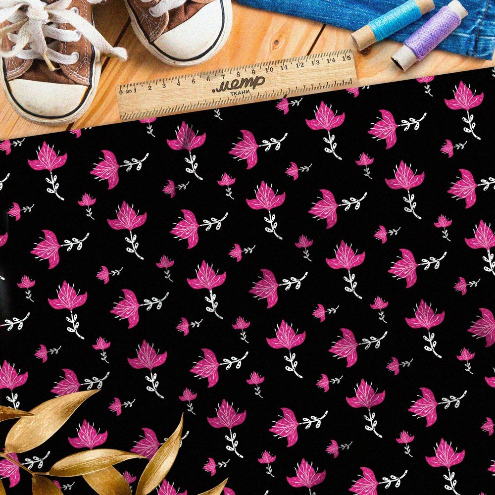 Ткань шифон мелкие яркие цветы на чёрном фоне