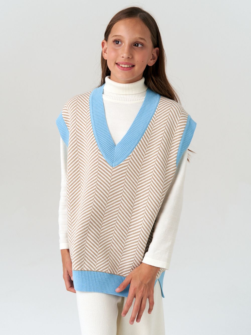 Жилетка для девочки в школу AT953 темно-бежевый