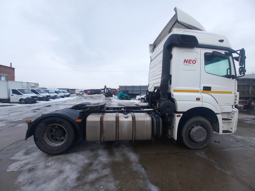 КамАЗ М1840 4x2 Седельный тягач 5490-S5 (Дизельный, 12,0 л, 401 л.с., МТ)