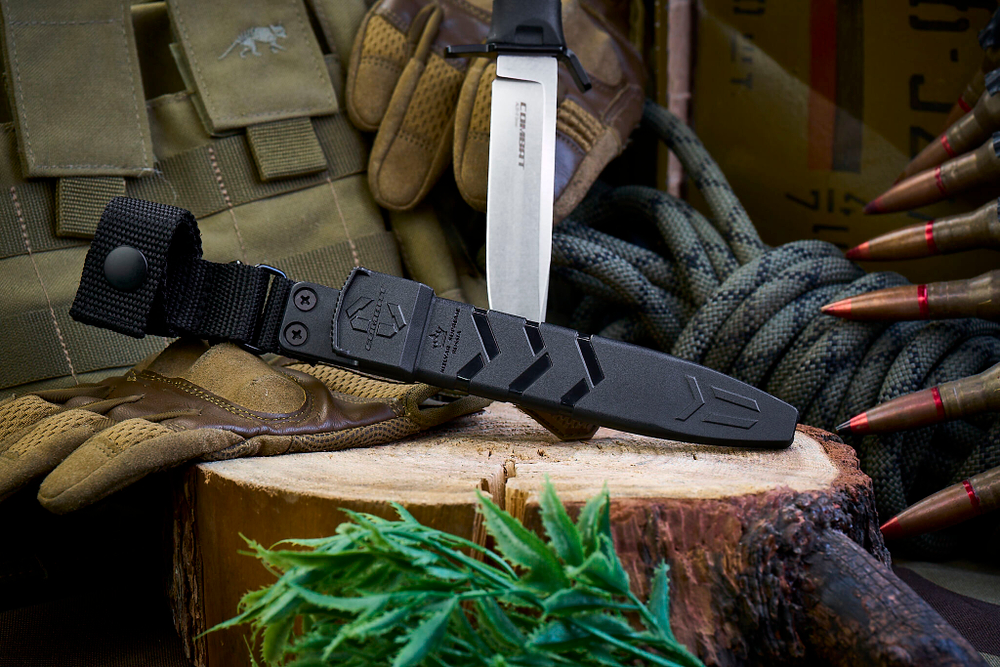 Нож Kizlyar Supreme COMBAT AUS-8 SW BKH PS (StoneWash, Black Kraton Handle, Polyamid Sheath)