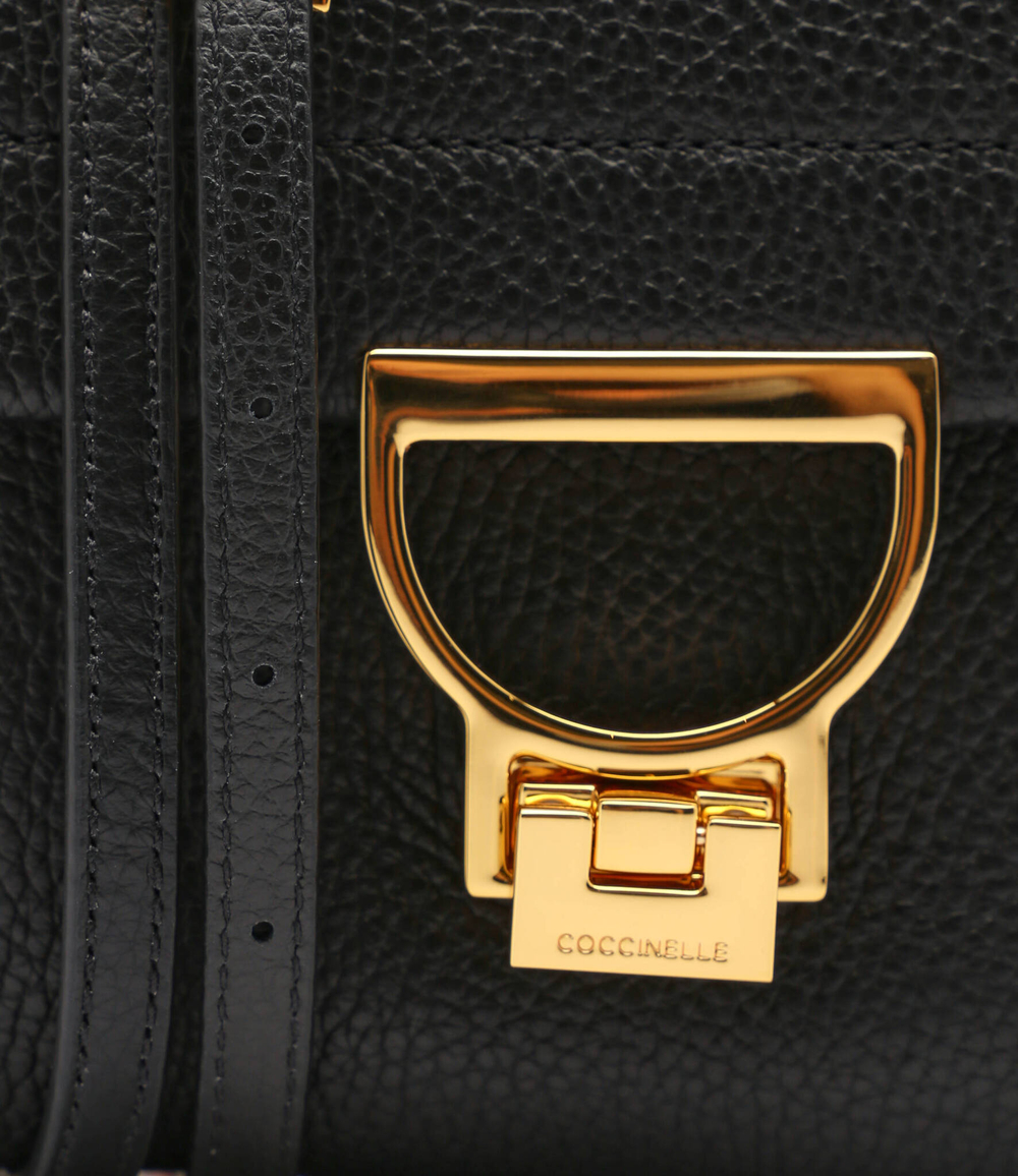 Кожаная сумка через плечо MD5 Arlettis E1 MD5 55 B7 01 Coccinelle - черный(E1 MD5 55 B7 01)