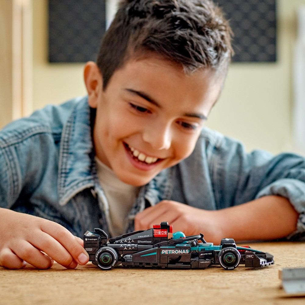 Конструктор LEGO Speed Champions 77244 Болид Ф1 Mercedes-AMG W15 — фото 9