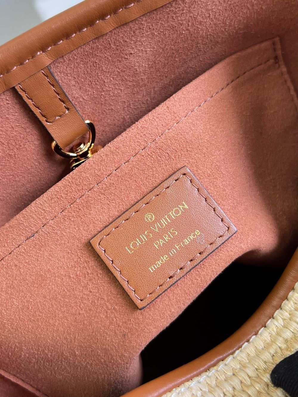 Louis Vuitton Petit Bucket