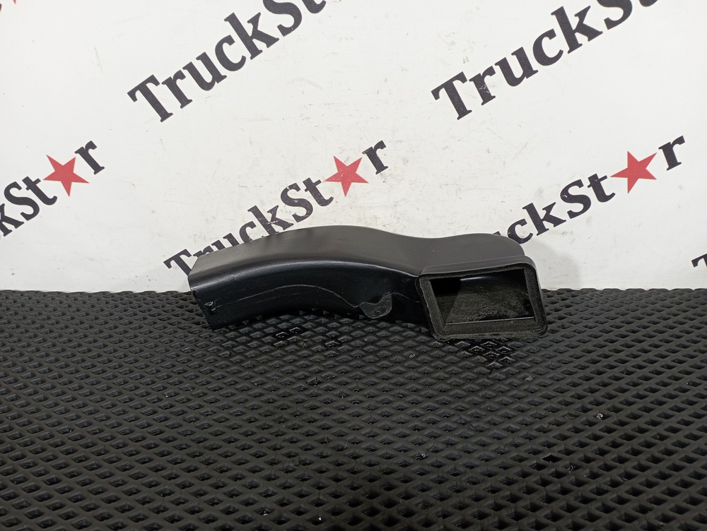 Воздуховод отопителя