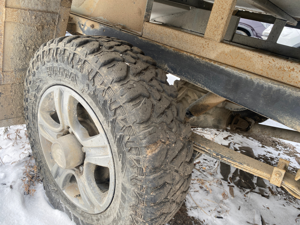 UAZ 3909* Грузопассажирский 390945 (Тент, 4+1 мест, без ABS, Бензиновый, 2,7 л, 112 л.с.)