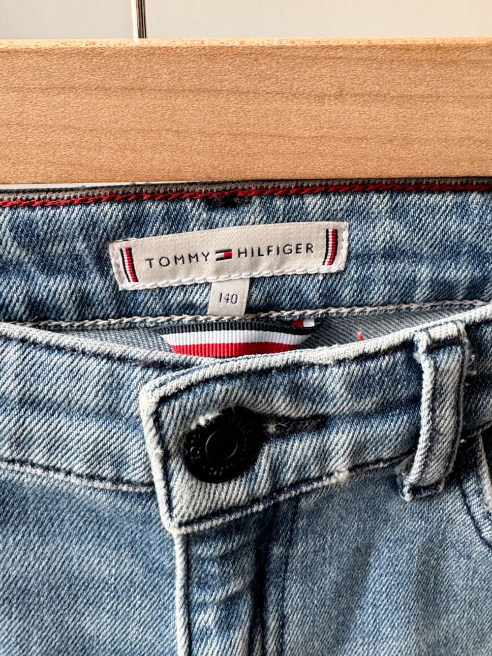 Джинсы Tommy Hilfiger, 140