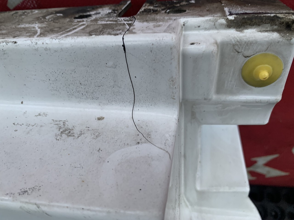 Продолжение крыла правого