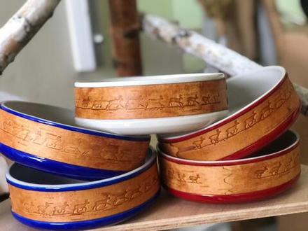 Набор из пяти разноцветных малых фарфоровых пиал для завтрака с берестой. Коллекция Christmas (Рождество или Олени)