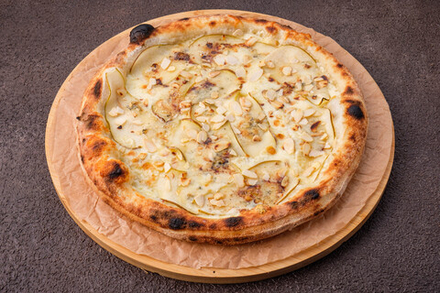 Пицца Груша-горгонзола 40см. 840гр.