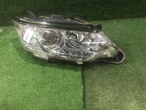 Фара правая Toyota Camry 7 XV50 (2014-2017) ксенон не адаптив