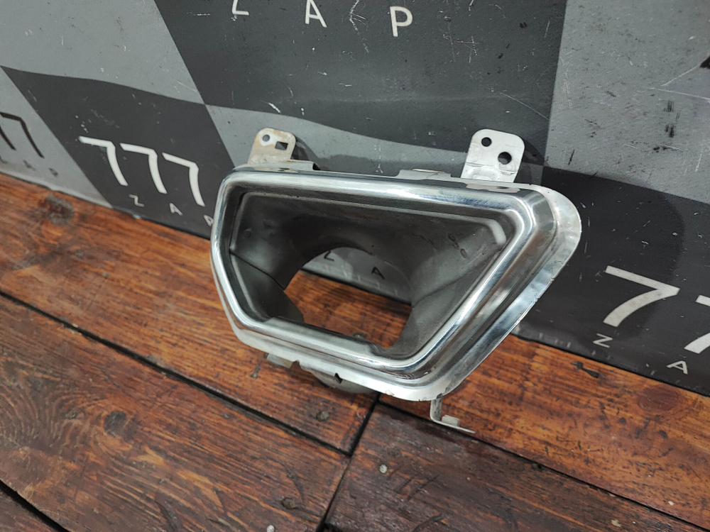 Насадка глушителя левая GAC GS8 2 21-нв Б/У Оригинал 7106091DRS0100