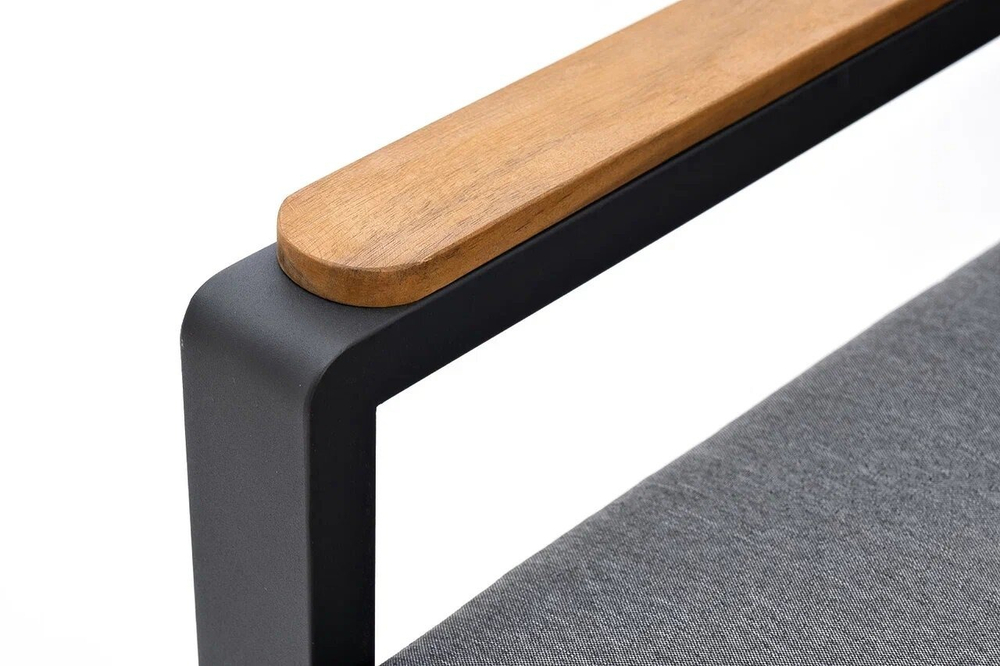 Кресло из алюминия TOPA