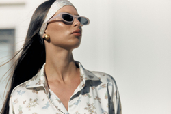 Шелковое платье Mollen Подсолнухи жемчужно-белое