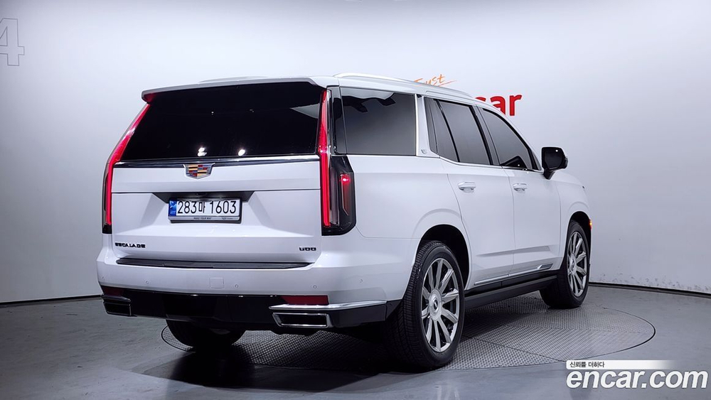 Cadillac Escalade 5 Generation 6.2 (05.2022)