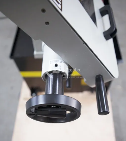 Ленточнопильный станок с гидрозагрузкой Stalex BS-1018R