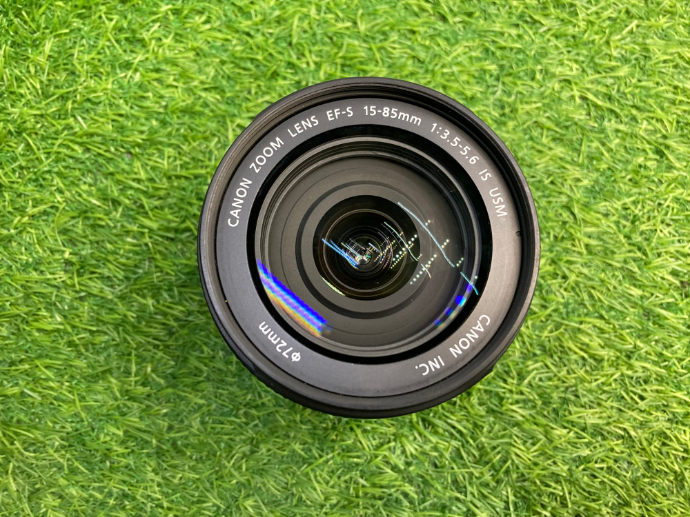 Canon EF-S 15-85mm 3.5-5.6 IS USM